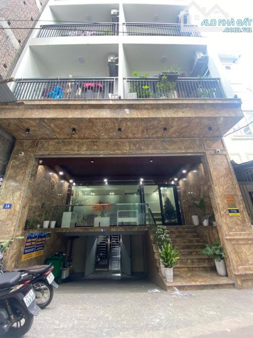TÒA NHÀ APARMENT LIỄU GIAI - DT 120M2 x 7T - MT 5,5M - 57 TỶ - PHỐ TÂY - CÁCH PHỐ 20M