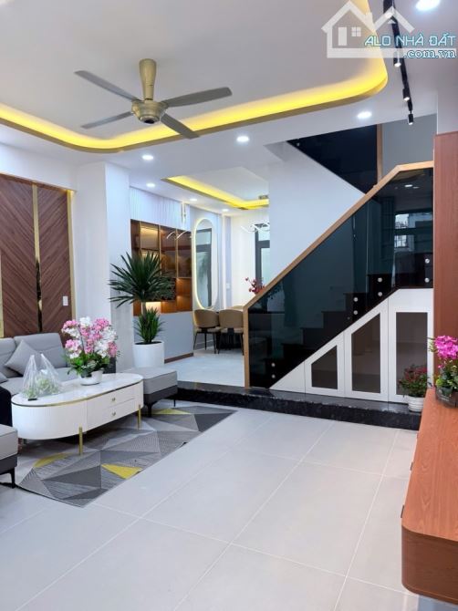 CẶP ĐÔI SIÊU PHẨM BÌNH THẠNH - 3 TẦNG BTCT - NGANG 4m5 - NHỈNH NHẸ 8 ĐỒNG