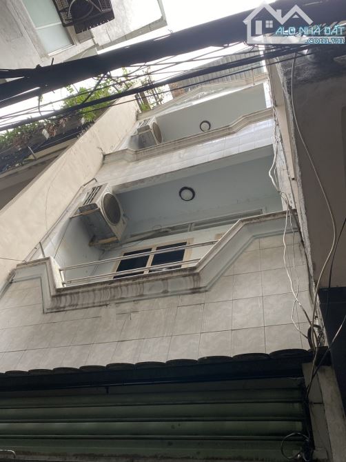 Nhà NGUYỄN THỊ MINH KHAI, gần Nguyễn Thiện Thuật, QUẬN 3, DT: 36m2,  5 TẦNG, GIÁ 5.X TỶ
