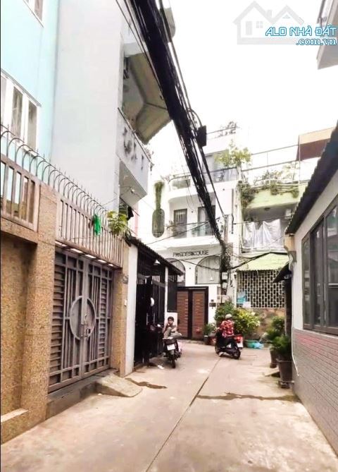 Khan Hiếm! Hẻm xe hơi Hoàng Hoa Thám - P. 5 - Phú Nhuận 3 tầng - 4PN ~67m2 - 9.1 tỷ