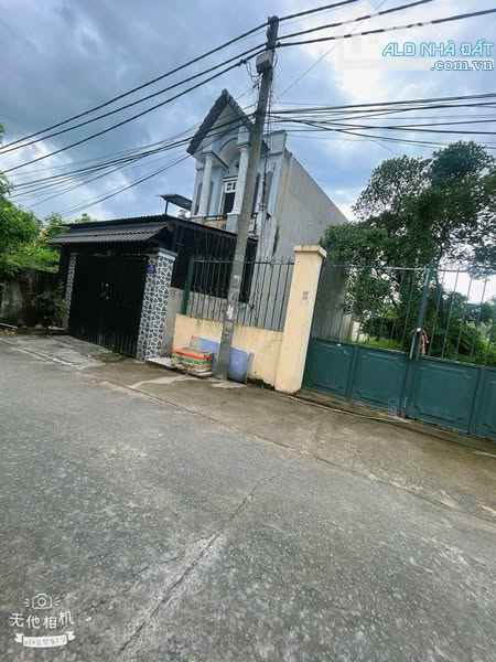 bán căn nhà gần chợ bà điểm-1 lầu 1 trệt- 3 phòng ngủ- 2 wc- dọn vào ở ngay