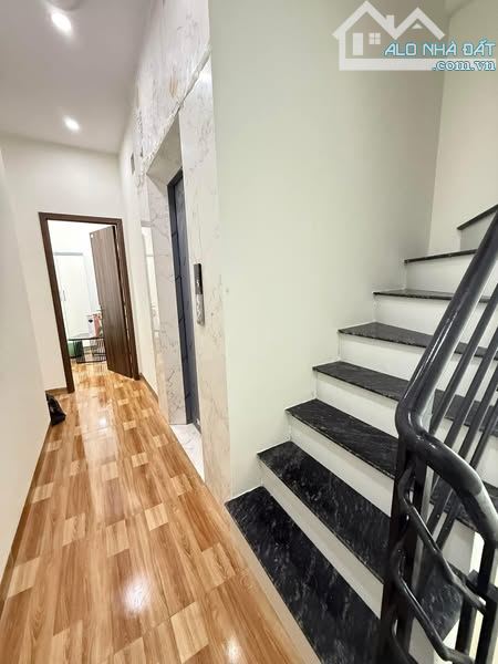 PHỐ ĐÊ TÔ HOÀNG HAI BÀ TRƯNG 13 TỶ DT 65M MT 4M 7T GẦN PHỐ CỔ KINH DOANH