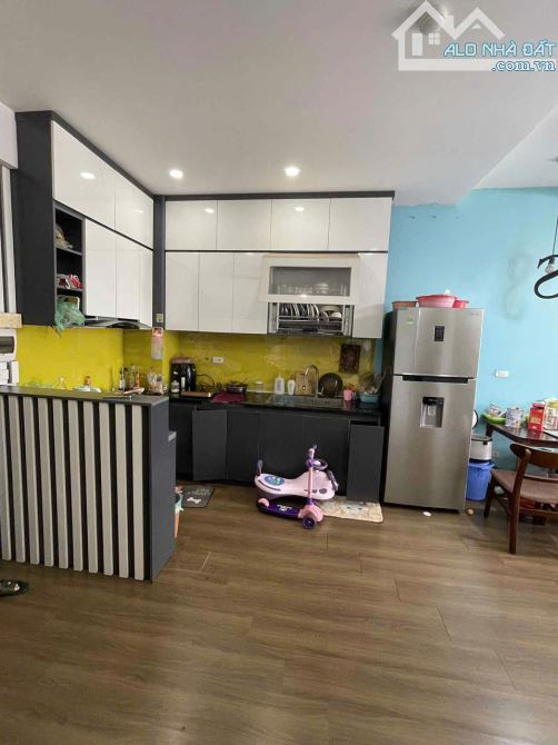 Bán căn hộ chung cư view hồ tại KĐT Thanh Hà Cienco 5, chỉ 2,6x tỷ / 66m2