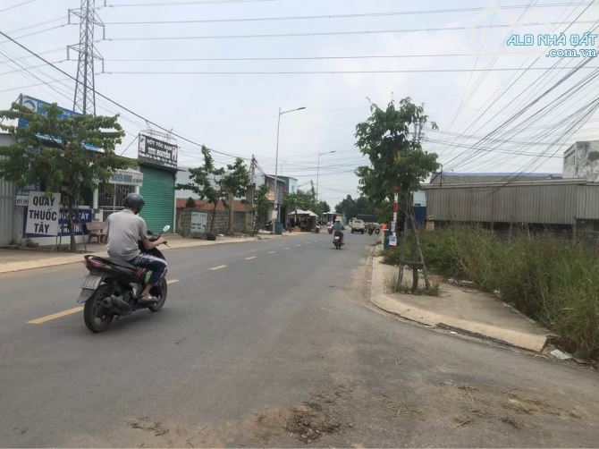 chủ kẹt tiền bán lô đất 140m2- gần chợ mỹ hạnh nam - xây trọ - đầu tư đểu ok ạ
