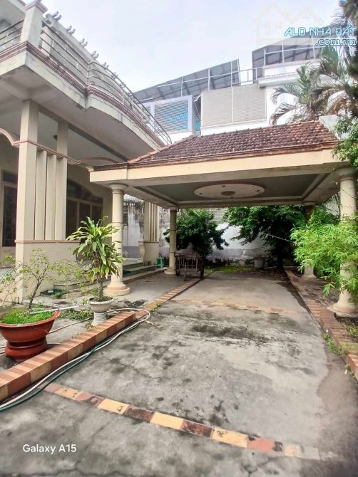 🏡 BÁN NHÀ MẶT TIỀN NGUYỄN VĂN BỨA – HÓC MÔN – BIỆT THỰ VƯỜN – DT 1266M² – CHỈ 26.6 TỶ