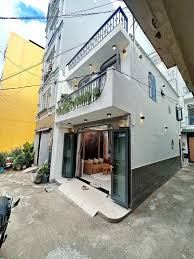 Bán Nhà Góc 2 MT Hẻm Đường Nguyễn Biểu Quận 5. DT: 3,3 x 11 (2 tầng). Giá: 6,5 tỷ