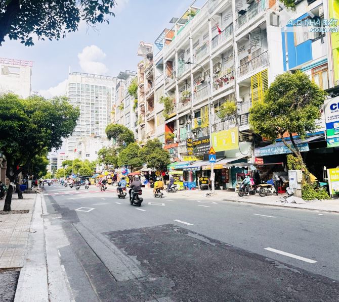 Nguyễn Trãi quận 5 44m2 4 tầng giá chỉ 24 tỷ