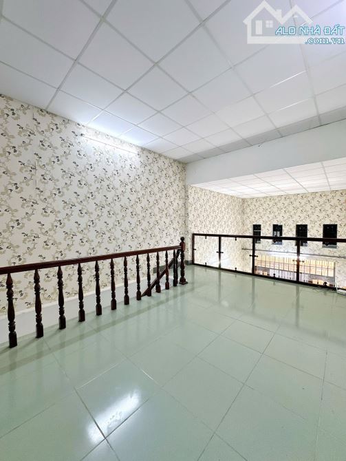NẮM CHÍNH CHỦ BÁN NHÀ 2 TẦNG HẺM 28 MẬU THÂN