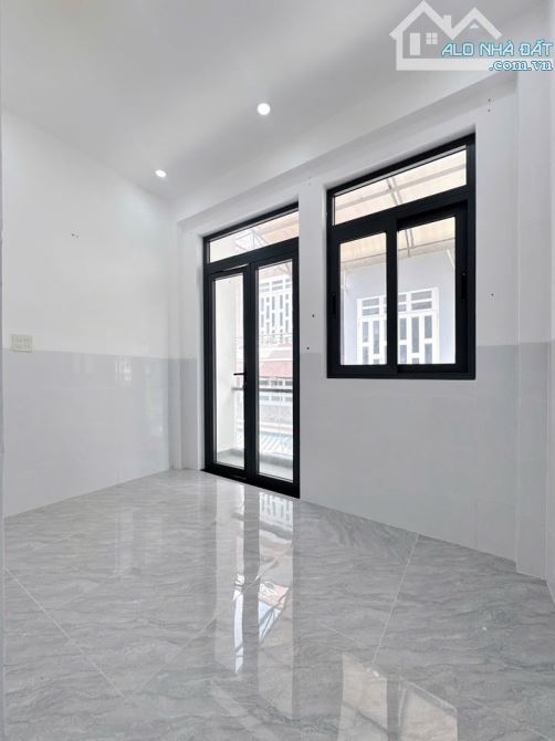 NẮM CHÍNH CHỦ BÁN NHÀ 2 TẦNG HẺM 24 NGUYỄN TRÃI