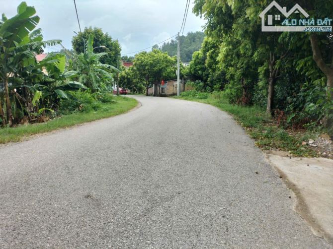 BÁN BUÔN HOẶC BÁN LẺ 4 LÔ THỔ CƯ CÁCH TRỤC CHÍNH VÂN TRẠI ĐÚNG 30M. DT 83M2 GIÁ 26TR/M2