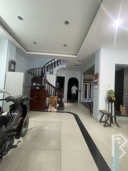 NHÀ 3 Tầng, DT : 120m2 (6x20m) 5PN, Khu Vila 88 căn DƯƠNG QUẢNG HÀM,💰chỉ còn 15.6 tỷ Bớt