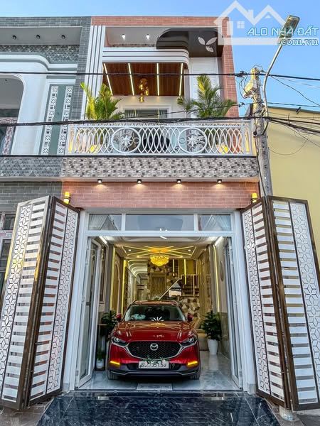 NẮM CHÍNH CHỦ BÁN NHÀ 2 TẦNG HẺM 5M 3-4 NGUYỄN VĂN CỪ