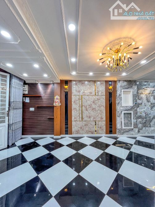 NẮM CHÍNH CHỦ BÁN NHÀ 2 TẦNG HẺM 388 NGUYỄN VĂN CỪ