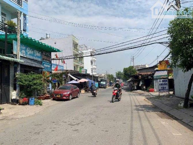 Nhà 2 tầng MT Trần Thị Hè, Q12 – 83m² – Đường 12m – Dòng tiền 12tr/th 💰 6,8 Tỷ ✅ 1 trệt 1