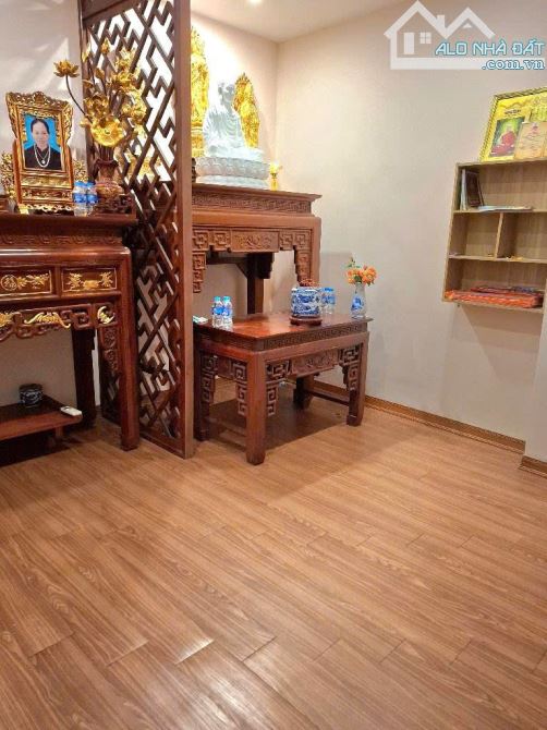1.	Bán nhà riêng Bằng B, Hoàng Liệt, DT 43m2, 4 tầng, cách đường ô tô 30m, SĐCC