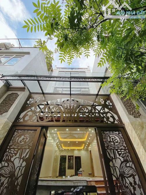 BÁN NHÀ PHỐ TRẦN KHÁT CHÂN – DTXD 55m2* 5 Tầng , Thang máy, ngõ Ô Tô. 13.5 Tỷ Mới xây