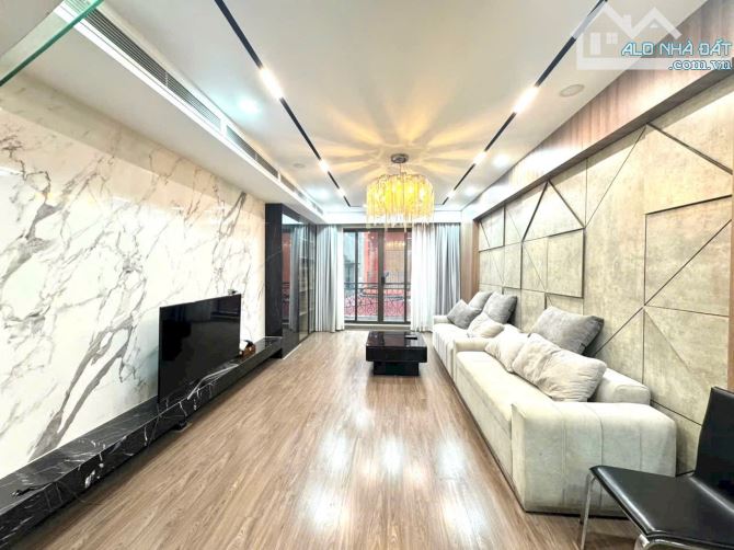 NHÀ ĐẸP NGỌC LÂM- NGUYỄN VĂN CỪ * DT 60M2, MT 4M, 5 TẦNG, Ô TÔ THÔNG, FULL NỘI THẤT, GARA