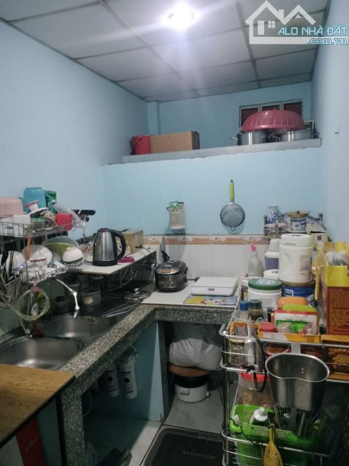 SIÊU HỜI...ĐẤT RẺ NHƯ CHO CÒN ĐƯỢC TẶNG NHÀ CẤP 4 2PN 2WC 120M2 chỉ 3.5TỶ HXH THÔNG ĐƯỜNG
