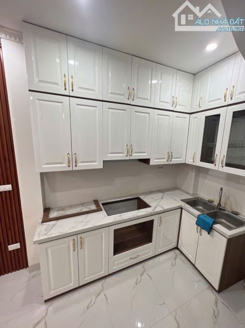 CẦN BÁN NHÀ 5 TẦNG – SỐ 66 AN THỌ 1 – Ô TÔ ĐỖ CỬA