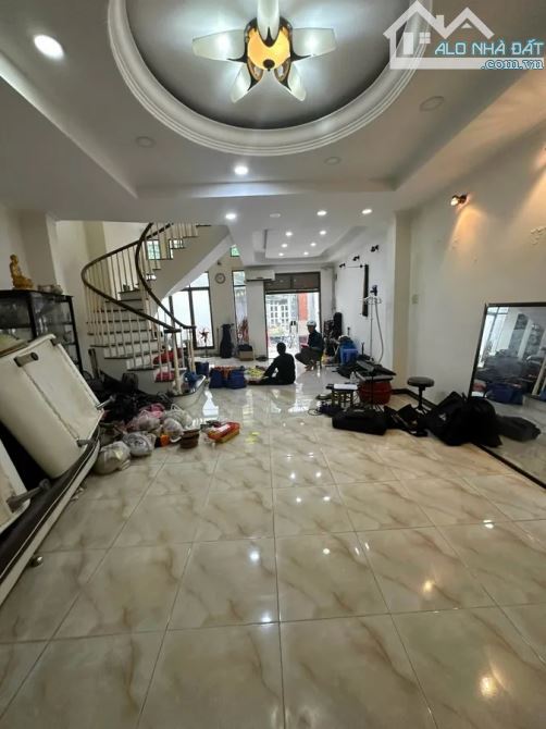 🚨 NGỘP BANK - BÁN GẤP TRONG TUẦN - ĐỀ THÁM - 96.2M² - 4 TẦNG 🚨