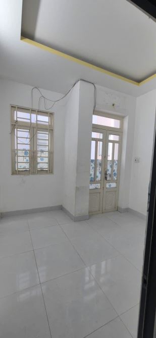 Bán nhà riêng Q8 dưới 5 tỷ,  SHR- 49m2- 3 tầng ngang 7m đúc 4PN 6WC, có dòng tiền
