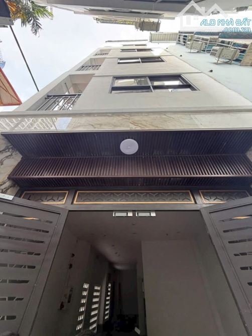 SIÊU HIẾM TOÀ NHÀ DÒNG PHỐ DỊCH VỌNG CẦU GIẤY LÔ GÓC 7TẦNG DOANH THU 65tr/th