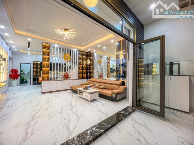 Bán nhà liền kề Trần Hữu Dực 60m2, vỉa hè phân lô ô tô tránh, KD đỉnh 22 tỷ