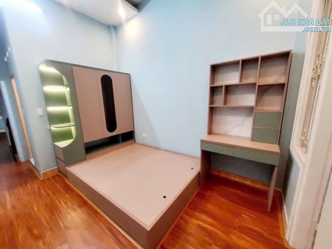 CẦN BÁN GẤP NHÀ ĐẸP NGÕ 420 KHƯƠNG ĐÌNH - DT 40M2 - 5 TẦNG - MT 3M - GIÁ 8.25 TỶ