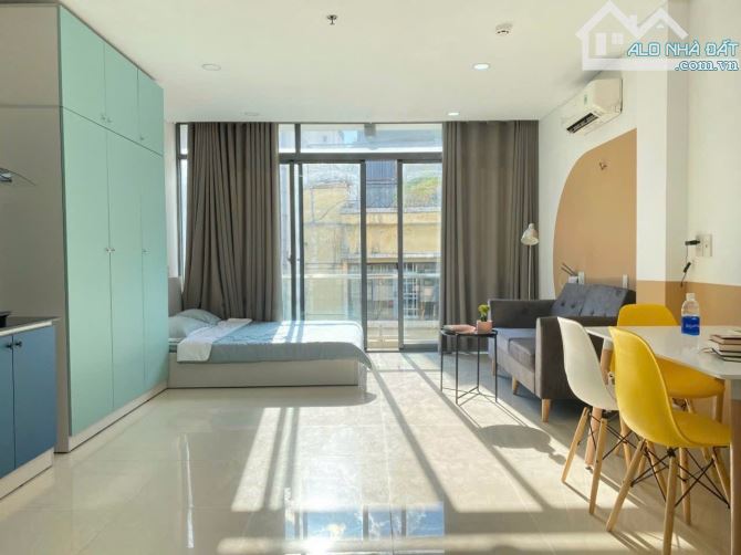 Cho Thuê Căn Hộ 1 Phòng Ngủ Bancol Thoáng Gần Công Viên Lê Văn Tám