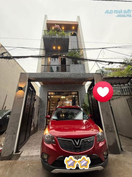 Cần bán Nhà 3 tầng xây độc lập lô góc ngõ đường Giải Phóng - Trường Thi - Nam Định: