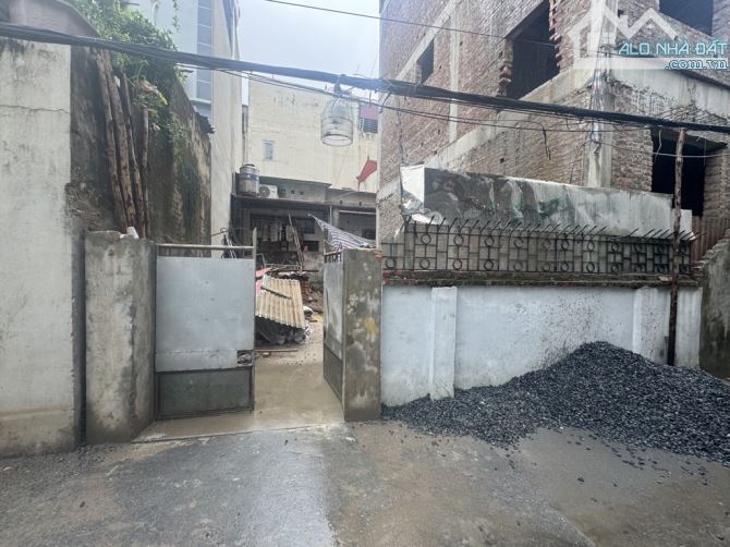 Bán đất phố Cầu Cốc, Tây Mỗ, 51m2, mặt tiền đẹp 5,6m, ô tô vào đất, giá 7,5 tỷ hơn.
