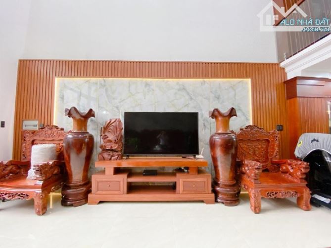 nhà trung tâm Gò Vấp, 146m2, gần chợ gần trường