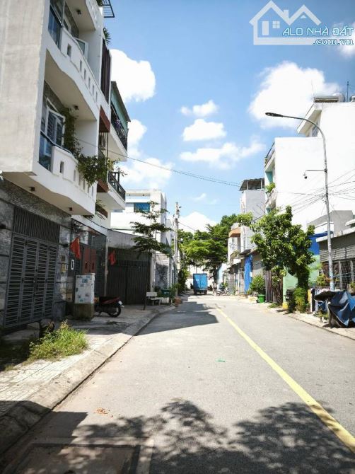 Bán nhà 4 tầng mới xây ngay tu Viện Kháng An P An Phú Đông Q12.Dt 4,5*13,5=60m2💰6,680tỷTỶ