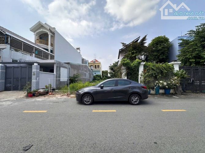 Bán đất mặt tiền hẻm sổ riêng thổ cư p. Tân Tiến