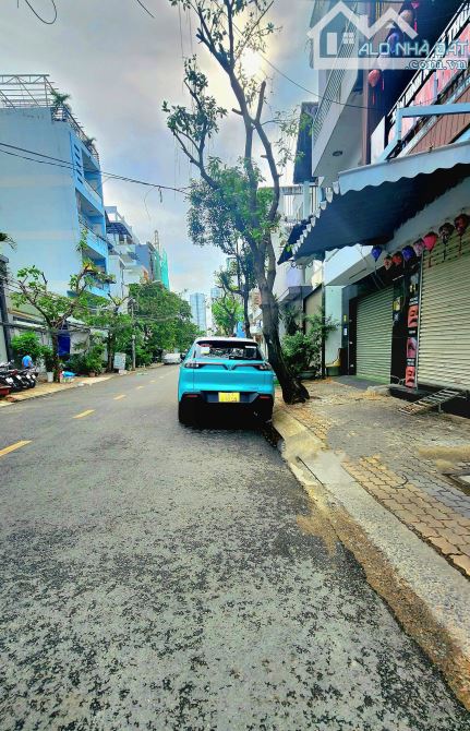 NHÀ CẠNH MẶT TIỀN Q7, NGUYỄN THỊ THẬP, 3 TẦNG, 4×16m, HXH, NHỈNH 6 TỶ