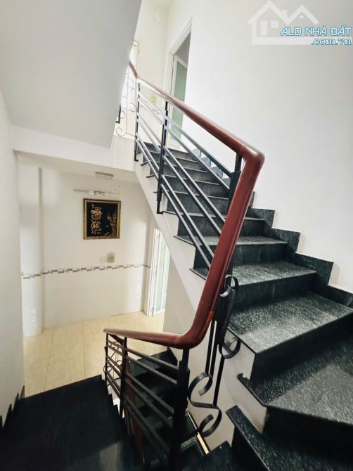 SIÊU HOT, BÁN GẤP NHÀ ĐẸP BÌNH ĐÔNG [P14, Q8] DT:51M2(4.9 X 11M)4T, 4PN,3WC CHỈ 5.95 TỶ
