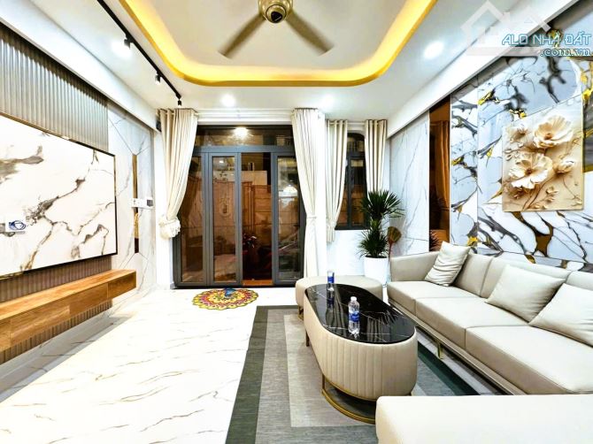 SIÊU PHẨM 3 TẦNG, SÁT MẶT TIỀN - PHAN VĂN TRỊ, BÙI ĐÌNH TÚY, LÊ QUANG ĐỊNH - BÌNH THẠNH.