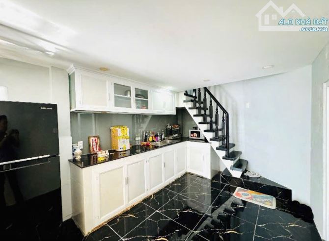 Mua nhà 3 tầng 3 phòng ngủ SHR quận Gò Vấp giá 2 tỷ 79 - Đường Quang Trung Phường 10 - 10