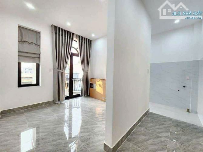 📌📌📌LÀM VIỆC TRỰC TIẾP GIÁ TỐT !!!bán nhà 3 tầng mặt tiền lê văn thịnh - 10