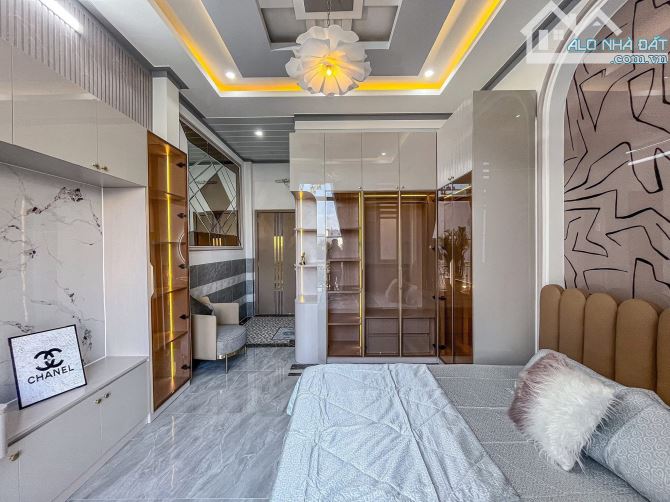 NẮM CHÍNH CHỦ BÁN NHÀ 2 TẦNG HẺM 5M 3-4 NGUYỄN VĂN CỪ - 10