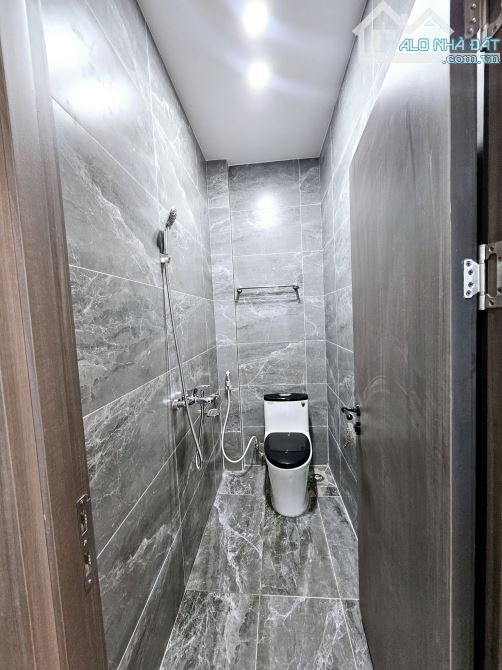 NẮM CHÍNH CHỦ BÁN NHÀ GỐC 3 TẦNG HẺM 86 LÊ BÌNH - 10