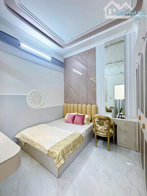 NẮM CHÍNH CHỦ BÁN NHÀ 2 TẦNG MẶT TIỀN ĐƯỜNG XUÂN THỦY - 11