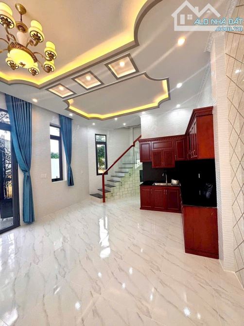NẮM CHÍNH CHỦ BÁN NHÀ 2 TẦNG HẺM 28 HUỲNH PHAN HỘ - 11