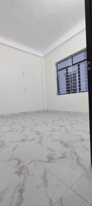 Nhà 3 tầng mới đẹp mặt ngõ Trần Nhân Tông - 1