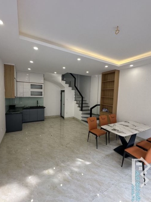 Bán nhà NGUYỄN VĂN LINH , OTO VÀO NHÀ ,FULL NỘI THẤT  7,5 tỷ - 1
