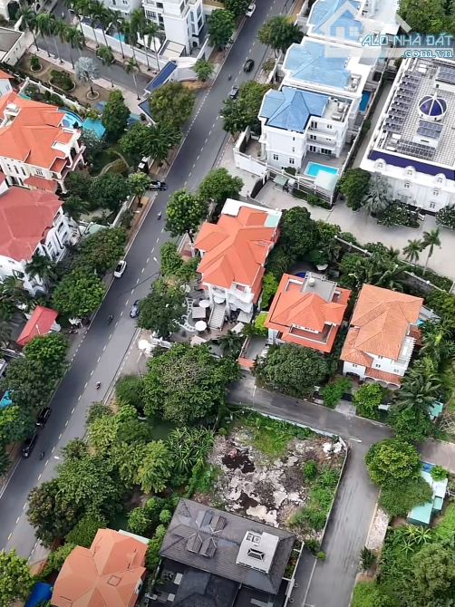 BÁN ĐẤT 20x26 GÓC 2MT NGUYỄN VĂN HƯỞNG GẦN SÔNG 146 TỶ - 1