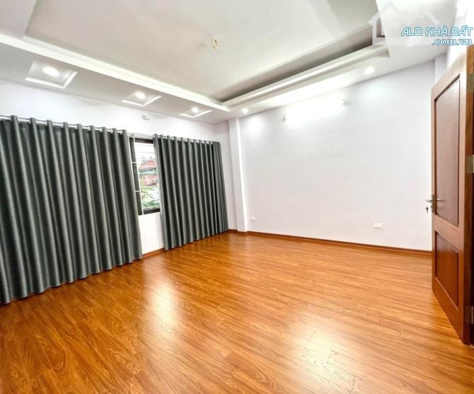 Bán nhà phố tam trinh 33m2 5 tầng thang máy xây mới – Gần ô tô  - giá 6.5 tỷ - 1