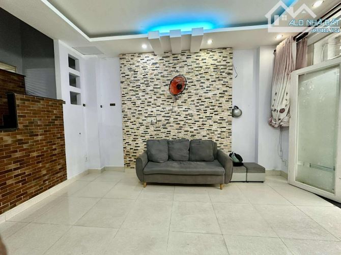 NHÀ 2 TẦNG – HẺM 4.5M – NGUYỄN HỮU CẢNH – PHƯỜNG 22, BÌNH THẠNH – 46M² – CHỈ 6.X - 1
