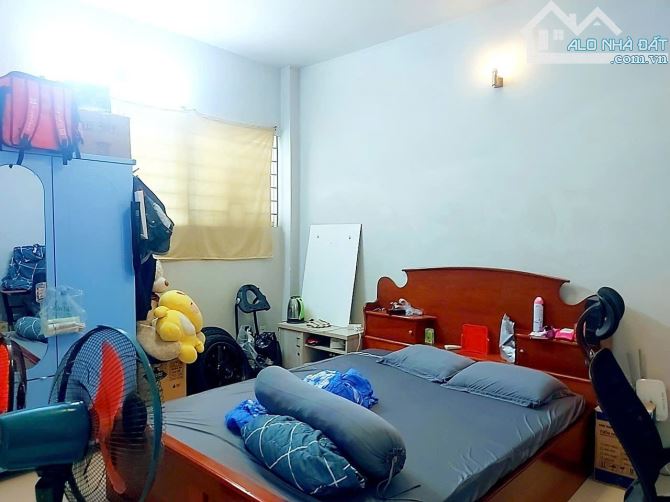 BÁN NHÀ 1/ NGUYỄN CỬU VÂN - HẺM Ô TÔ ĐỖ CỦA - NGANG 5,2M - 63M2 - XÂY ĐƯỢC 7 TẦNG - CHỈ - 1