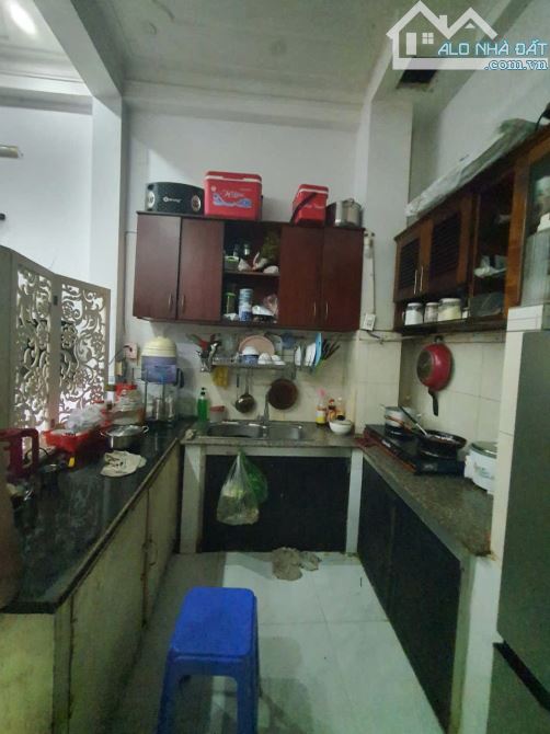 Nhà CMT8, Gần Ngã Tư Bảy Hiền Tân Bình, 35m2, 3Tầng Kiên cố, Sổ Nở Hậu Tài Lộc. Chỉ 4.7Tỷ - 1